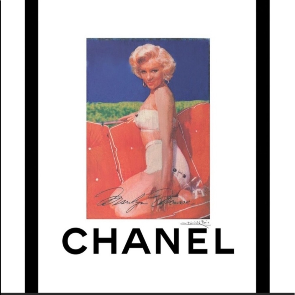 Fairchild PARIS Chanel Marilyn Monro Wall …